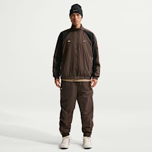 Nike Sportswear Tuned Air Men's Woven Trousers. Nike RO